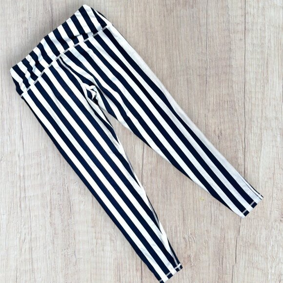 ZOOZATZ Penn State Blue White Vertical Stretch Leggings Pants Football Tailgate - Picture 4 of 4